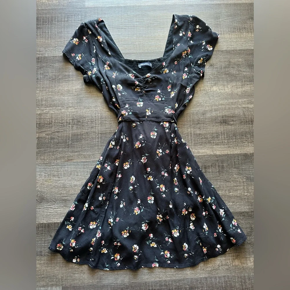 Abercrombie and Fitch Floral Mini Dress - Picture 5 of 6